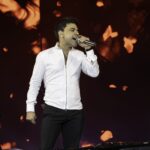 Zezé Di Camargo reúne público recorde em Itajaí durante a Festa do Patrono